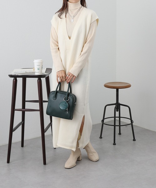 COLONY 2139（コロニートゥーワンスリーナイン）の「【WEB限定カラーあり】アルパカタッチ5G天竺カフタンニットワンピース（ワンピース・レディース・ブラック/ベージュ/ブラウン/オフホワイト・FREE）」の2枚目の写真