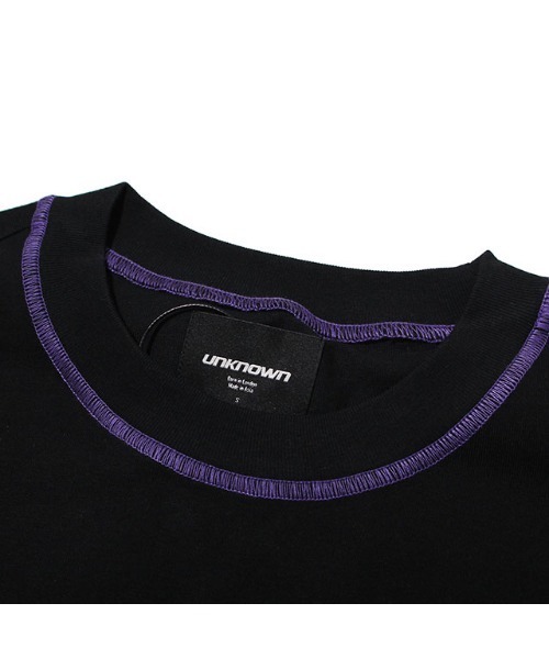 UNKNOWN LONDON(アンノウン・ロンドン)の「A'GEM/9 × .kom『UNKNOWN LONDON/アンノウン ロンドン』UNKNOWN LOGO CAMO GRAPHIC LS TEE(Tシャツ/カットソー・メンズ・ブラック×パープル・L)」の6枚目の写真