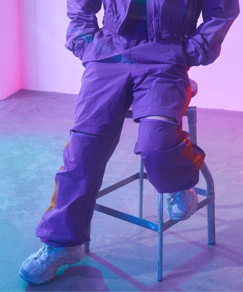 INTER FACTORY(インターファクトリー)の「ふてこ - ナイロンジップフロントワイドパンツ made in INTER FACTORY(その他パンツ・レディース・ブラック/ブルー/パープル・FREE)」の3枚目の写真