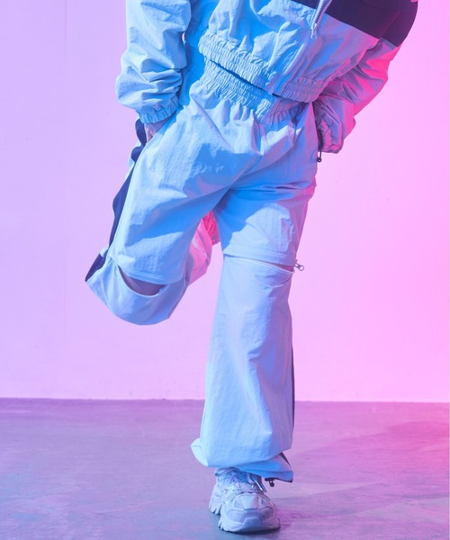 INTER FACTORY(インターファクトリー)の「ふてこ - ナイロンジップフロントワイドパンツ made in INTER FACTORY(その他パンツ・レディース・ブラック/ブルー/パープル・FREE)」の2枚目の写真