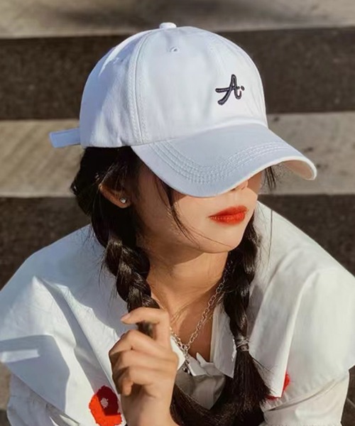 ALTROSE（アルトローズ）の「【熱中症対策】英字 ロゴ キャップ A 男女兼用（キャップ・レディース・ネイビー/ベージュ/ホワイト/ブラック/ブルー・FREE）」の11枚目の写真