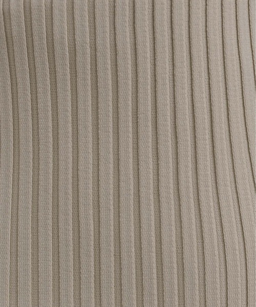 NEUNA（ヌナ）の「【毎日履きたくなるシンプルデザイン。】【ウエストゴムで歩きやすい】ハイウエストシンプルリブニットロングスカート（スカート・レディース・アイボリー/ブラック/ベージュ・SMALL/MEDIUM/LARGE）」の18枚目の写真