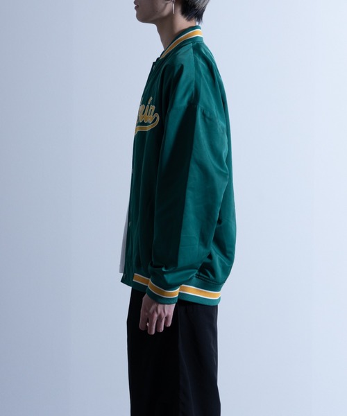 NYLAUS（ナイラス）の「メモリー 裏タフタ ロゴ刺繍 ビッグスタジャン（スタジャン・メンズ・ホワイト/ブラック/ブルー/グリーン・LL/L/M）」の5枚目の写真