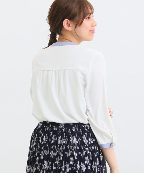 Honeys（ハニーズ）の「バンドカラーブラウス（シャツ/ブラウス・レディース・ミント/ネイビー/グレイッシュベージュ/ホワイト×ブラック/アイボリー/ブラック/ホワイト×ブルー・L/M/S/LL）」の21枚目の写真