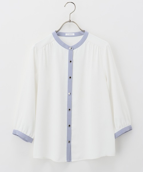 Honeys（ハニーズ）の「バンドカラーブラウス（シャツ/ブラウス・レディース・ミント/ネイビー/グレイッシュベージュ/ホワイト×ブラック/アイボリー/ブラック/ホワイト×ブルー・L/M/S/LL）」の13枚目の写真