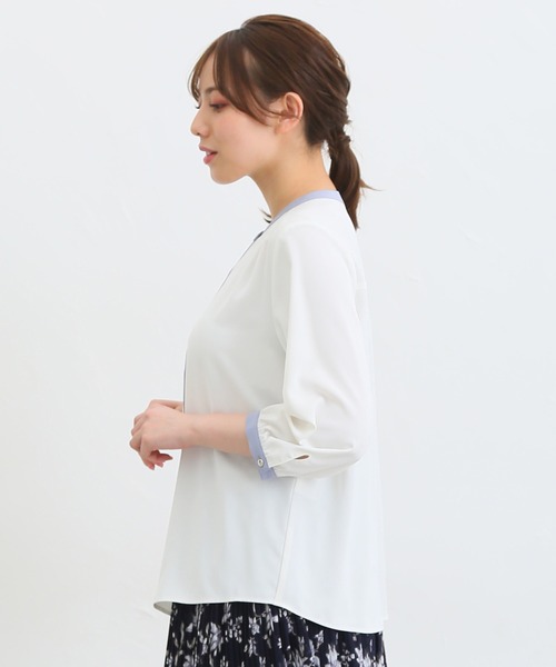 Honeys（ハニーズ）の「バンドカラーブラウス（シャツ/ブラウス・レディース・ミント/ネイビー/グレイッシュベージュ/ホワイト×ブラック/アイボリー/ブラック/ホワイト×ブルー・L/M/S/LL）」の15枚目の写真