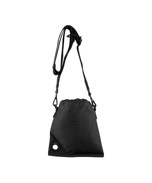A.P.C.(アーペーセー)の「NECKPOUCH RESET 23P(ボディバッグ/ウエストポーチ・メンズ・ブラック・ONESIZE)」の6枚目の写真