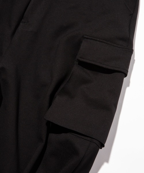 glamb（グラム）の「Cropped Sarrouel Cargo Pants / クロップドサルエルカーゴパンツ（カーゴパンツ・メンズ・グレー/ブラック/カーキ・S/M/L）」の9枚目の写真