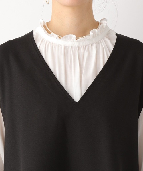 LEPSIM（レプシィム）の「【ハタラク7DAYSシリーズ】Vネックプルオーバージレ　170610（ベスト・レディース・ブラウン/グリーン/アイボリー/ブラック・FREE）」の6枚目の写真