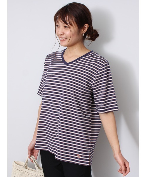 MB mint breeze(エムビーミントブリーズ)の「【L~5L 大きいサイズ】コットン ベア天 Vネック Tシャツ(Tシャツ/カットソー・レディース・ブルー/ブラック/ネイビー/クリーム/ダークインディゴブルー/サックスブルー・LL/5L/4L/3L/L)」の6枚目の写真