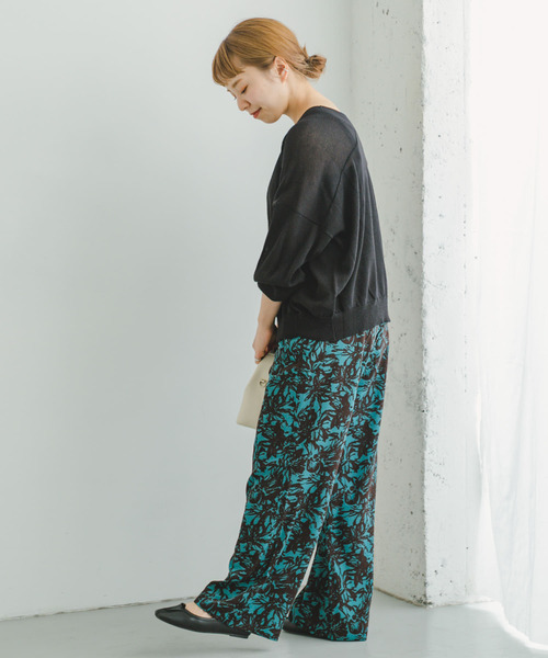 ITEMS URBANRESEARCH（アイテムズ アーバンリサーチ）の「Vネックライトカーディガン（カーディガン/ボレロ・レディース・ベージュ/グリーン/ブラック・FREE）」の21枚目の写真