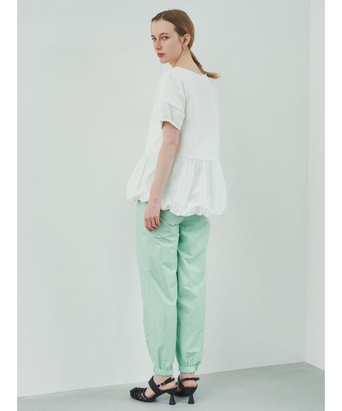 ELENDEEK(エレンディーク)の「アシメバルーンヘムカットソー(Tシャツ/カットソー・レディース・ブラック/グレー/オフホワイト・FREE)」の8枚目の写真