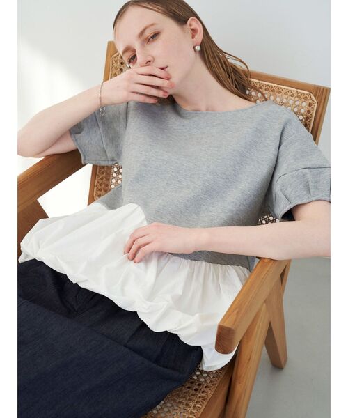 ELENDEEK(エレンディーク)の「アシメバルーンヘムカットソー(Tシャツ/カットソー・レディース・ブラック/グレー/オフホワイト・FREE)」の6枚目の写真