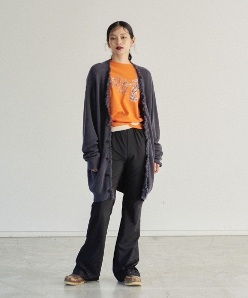 FACETASM（ファセッタズム）の「RAW EDGE FINISHINGS CARDIGAN（カーディガン/ボレロ・メンズ・ネイビー/オレンジ/チャコールグレー・00）」の4枚目の写真