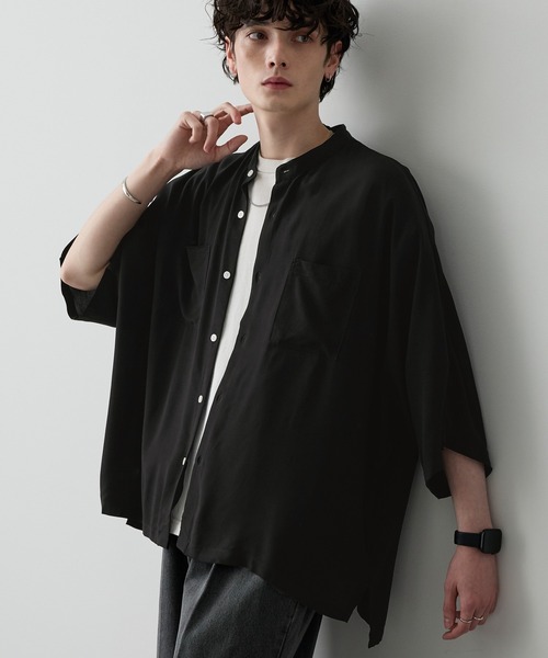 Anchor Smith（アンカー スミス）の「ルーズドルマンレーヨンバンドカラーシャツ（シャツ/ブラウス・メンズ・ブラウン/グリーン/ベージュ/チャコール/ライトグレー/ホワイト/グレイッシュブルー/ブラック/スモークグレー/ダークネイビー・M/L）」の3枚目の写真