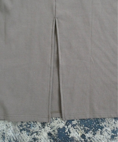 TRUNC（トランクエイティーエイト）の「American Sleeve Cutsew Dress（ワンピース・レディース・モカ/ブラック・FREE）」の20枚目の写真