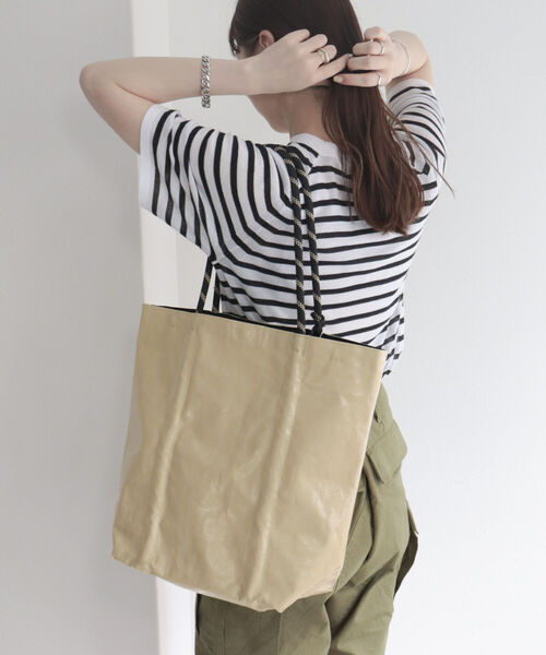 CONTROL FREAK / CTFK(コントロールフリーク)の「【CONTROL FREAK/コントロールフリーク】サコッシュ&トートセット(ショルダーバッグ・レディース・ベージュ/ブラック・FREE)」の2枚目の写真