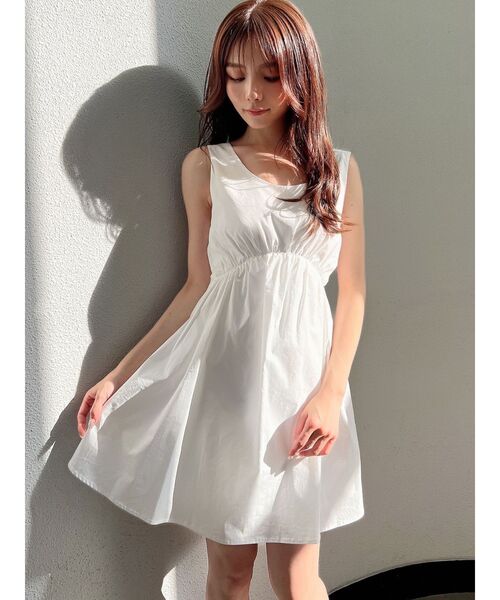 RESEXXY（リゼクシー）の「ギャザーデザインチュニック（Tシャツ/カットソー・レディース・ブラック/ブラウン/ホワイト・FREE）」の7枚目の写真