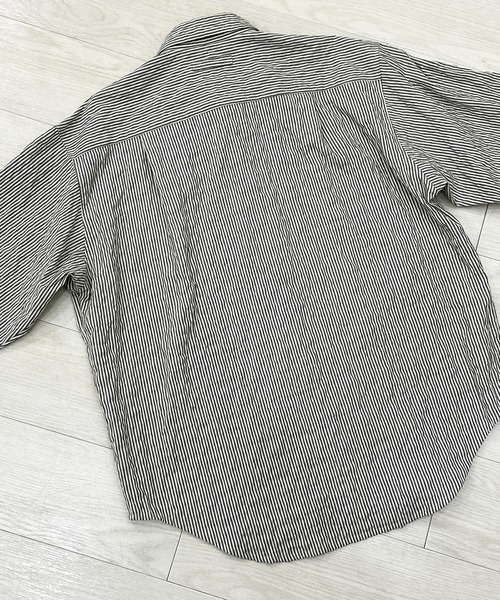 KIIT（キート）の「KIIT キート / CONVERTIBLE COLLAR WRINKLES SHIRT コンバーティブルカラー2WAYリンクルストライプシャツ / KIP-B99-007（シャツ/ブラウス・メンズ・グレー系その他/ベージュ系その他・1/2/3）」の10枚目の写真