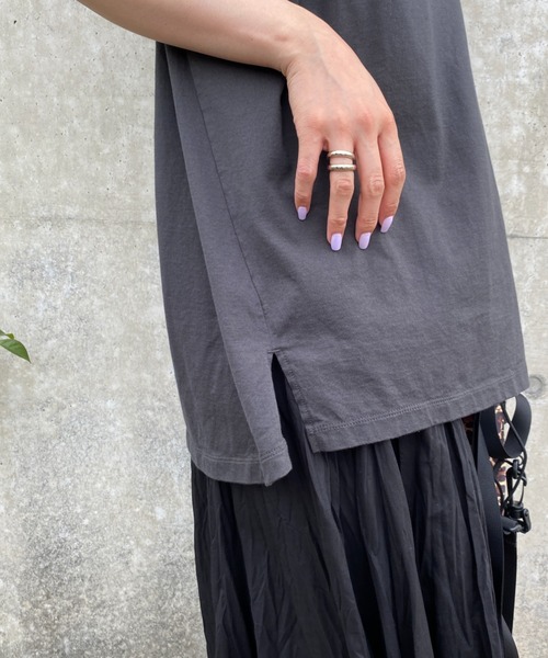 MICA&DEAL（マイカ＆ディール）の「【CLASSY9月号掲載】[MICA&DEAL/マイカアンドディール] 別注 LAMBERT フレンチスリーブロゴプリントTシャツ（Tシャツ/カットソー・レディース・サンドベージュ/チャコール/ホワイト・F）」の8枚目の写真