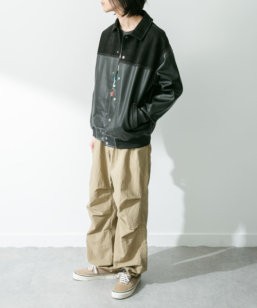 URBAN RESEARCH Sonny Label(アーバンリサーチサニーレーベル)の「異素材切替フェイクレザーブルゾン(ブルゾン・メンズ・グリーン系その他/ブラック・LARGE/MEDIUM)」の15枚目の写真
