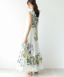 ボタニカルプリントワンピース