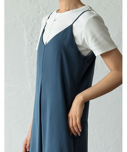 Re:EDIT（リエディ）の「[低身長/高身長サイズ有]マットサテンキャミサロペット（サロペット/オーバーオール・レディース・チャコールグレー/ブルー/ブラック/モカ・LARGE/SHORT/TALL/MEDIUM）」の17枚目の写真
