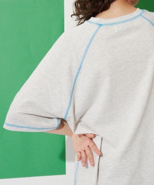 MERLOT(メルロー)の「ステッチカットアウトT(Tシャツ/カットソー・レディース・ホワイト/ブルー/グレー・FREE)」の16枚目の写真