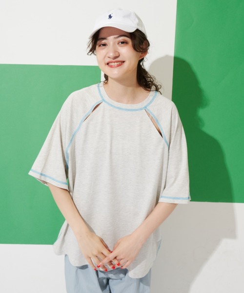 MERLOT(メルロー)の「ステッチカットアウトT(Tシャツ/カットソー・レディース・ホワイト/ブルー/グレー・FREE)」の13枚目の写真