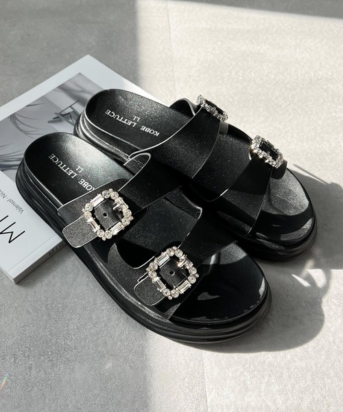 KOBE LETTUCE(コウベレタス)の「厚底ビジューダブルベルトサンダル(サンダル・レディース・ホワイト/クリア/ブラック・M/S/LL/L)」の2枚目の写真