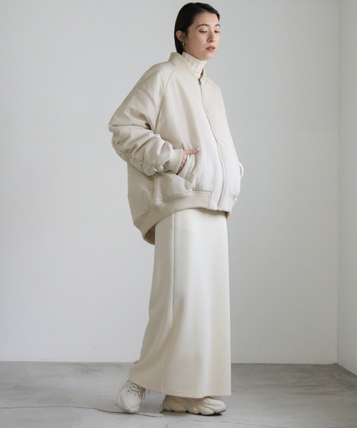 select MOCA（セレクトモカ）の「バックデザインギャザーMA-1（MA-1・レディース・アイボリー/ブラック・FREE）」の17枚目の写真