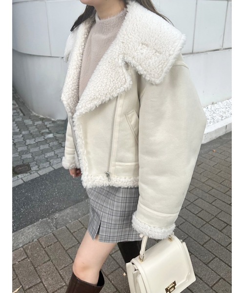 マーキュリーデュオ　フェイクムートンビックカラーボンバージャケット セール】フェイクムートンビッグカラーボンバージャケット