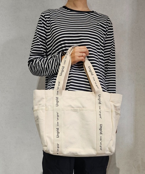 Ungrid（アングリッド）の「【Ungrid/アングリッド】キャンバス ロゴテープ　大容量　ラージトートバッグ（トートバッグ・レディース・ブラック/アイボリー/ブラック系その他・FREE）」の19枚目の写真