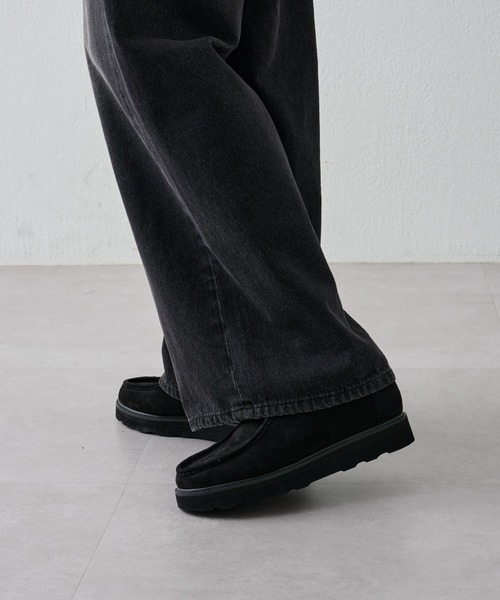 COLONY 2139（コロニートゥーワンスリーナイン）の「厚底モカシンシューズ（モカシン/デッキシューズ・メンズ・ブラック・LARGE/MEDIUM）」の4枚目の写真