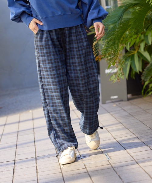 AO2(アオズ)の「Plaid easy pants / チェック柄 イージーパンツ 秋物 秋服 2026年秋冬(その他パンツ・レディース・ブルー・L/XL)」の13枚目の写真