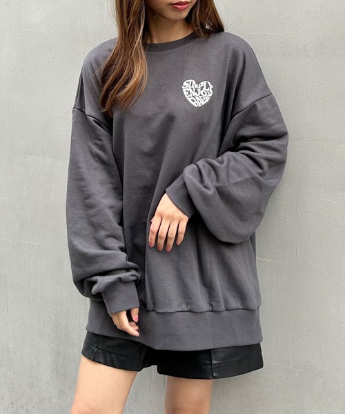 INGNI（イング）の「Backハートロゴサガラ刺しゅうチュニック（スウェット・レディース・チャコールグレー/グレー/オートミール・M）」の11枚目の写真