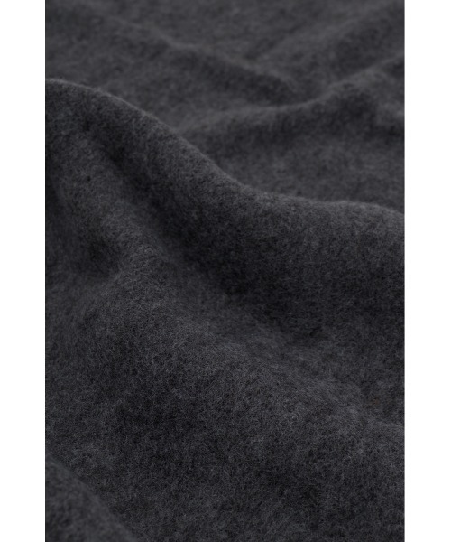 AZUL by moussy（アズールバイマウジー）の「ニットフリンジストール（ストール/ショール・レディース・チャコールグレー/オレンジ/ターコイズブルー/ライトベージュ・FREE）」の8枚目の写真