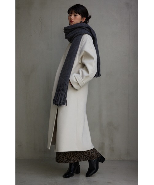 AZUL by moussy（アズールバイマウジー）の「ニットフリンジストール（ストール/ショール・レディース・チャコールグレー/オレンジ/ターコイズブルー/ライトベージュ・FREE）」の10枚目の写真