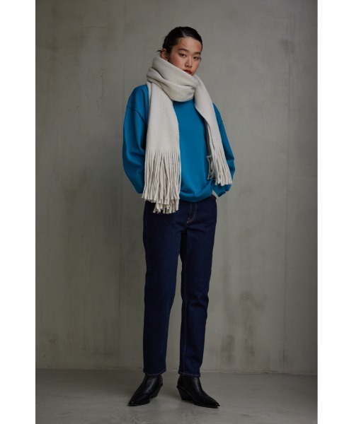 AZUL by moussy（アズールバイマウジー）の「ニットフリンジストール（ストール/ショール・レディース・チャコールグレー/オレンジ/ターコイズブルー/ライトベージュ・FREE）」の16枚目の写真