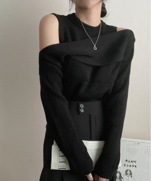 Dream garden（ドリームガーデン）の「レイヤード風 オフショルダー 長袖ニットトップス（ニット/セーター・レディース・ベージュ/ホワイト/ブラック・FREE）」の7枚目の写真