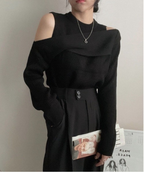 Dream garden（ドリームガーデン）の「レイヤード風 オフショルダー 長袖ニットトップス（ニット/セーター・レディース・ベージュ/ホワイト/ブラック・FREE）」の8枚目の写真