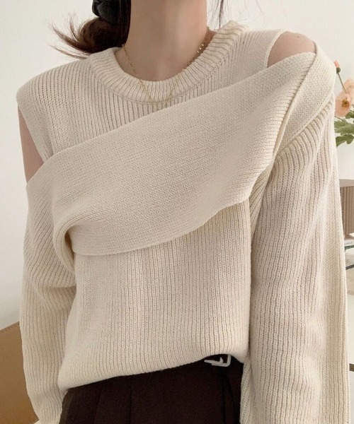 Dream garden（ドリームガーデン）の「レイヤード風 オフショルダー 長袖ニットトップス（ニット/セーター・レディース・ベージュ/ホワイト/ブラック・FREE）」の10枚目の写真