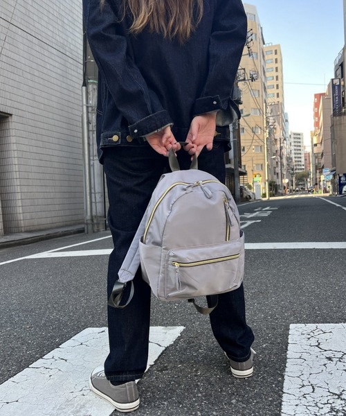 LBC(エルビーシー)の「ファスナーミニリュック(バックパック/リュック・レディース・ブラック/オリーブ/グレー・FREE)」の22枚目の写真