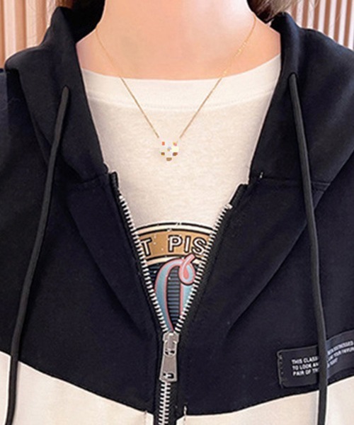 Miniministore(ミニミニストア)の「ジップアップパーカーレディーススウェット(パーカー・レディース・ホワイト×ブラック/ブラック×グレー・XL)」の19枚目の写真