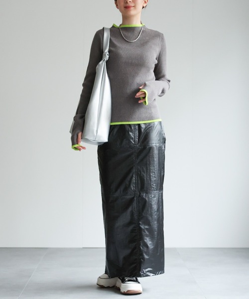 sakishimatokyo(サキシマトーキョー)の「<新色追加>【サムホール付き】リブ配色ニットプルオーバー/フィンガーホール(ニット/セーター・レディース・アイボリー/ブラック/レッド/グレー/ブルー・FREE)」の9枚目の写真