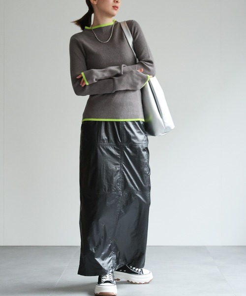 sakishimatokyo(サキシマトーキョー)の「<新色追加>【サムホール付き】リブ配色ニットプルオーバー/フィンガーホール(ニット/セーター・レディース・アイボリー/ブラック/レッド/グレー/ブルー・FREE)」の16枚目の写真