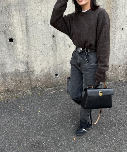 ord（オルド）の「ord/オルド/ショートモヘアクルーネックニット（ニット/セーター・レディース・ブラウン/グレー/ベージュ・LARGE/MEDIUM）」の4枚目の写真