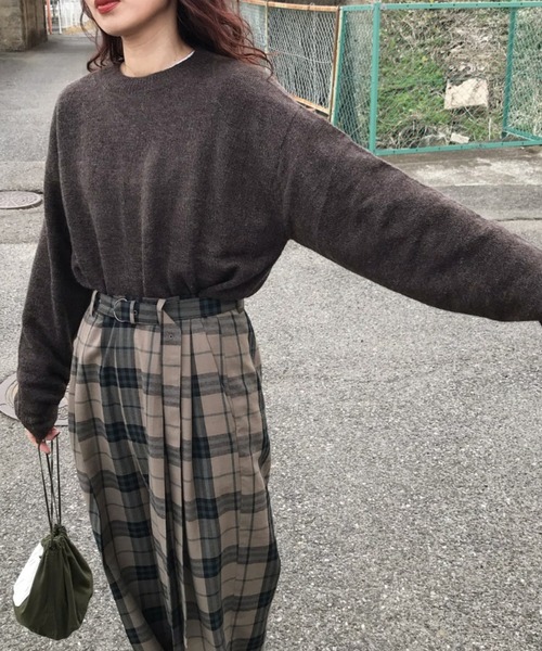 ord（オルド）の「ord/オルド/ショートモヘアクルーネックニット（ニット/セーター・レディース・ブラウン/グレー/ベージュ・LARGE/MEDIUM）」の7枚目の写真