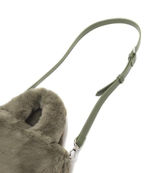 atmos pink（アトモスピンク）の「atmos pink ファー ミニバッグ（ハンドバッグ・レディース・カーキ/ピンク/ネイビー・FREE）」の20枚目の写真