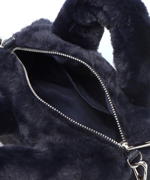 atmos pink（アトモスピンク）の「atmos pink ファー ミニバッグ（ハンドバッグ・レディース・カーキ/ピンク/ネイビー・FREE）」の14枚目の写真